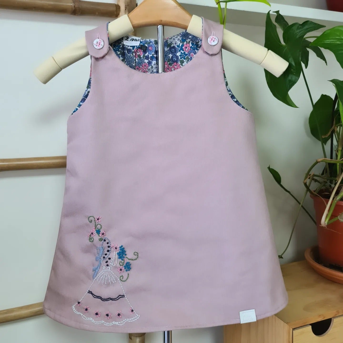 Robe brodée 12-18 mois